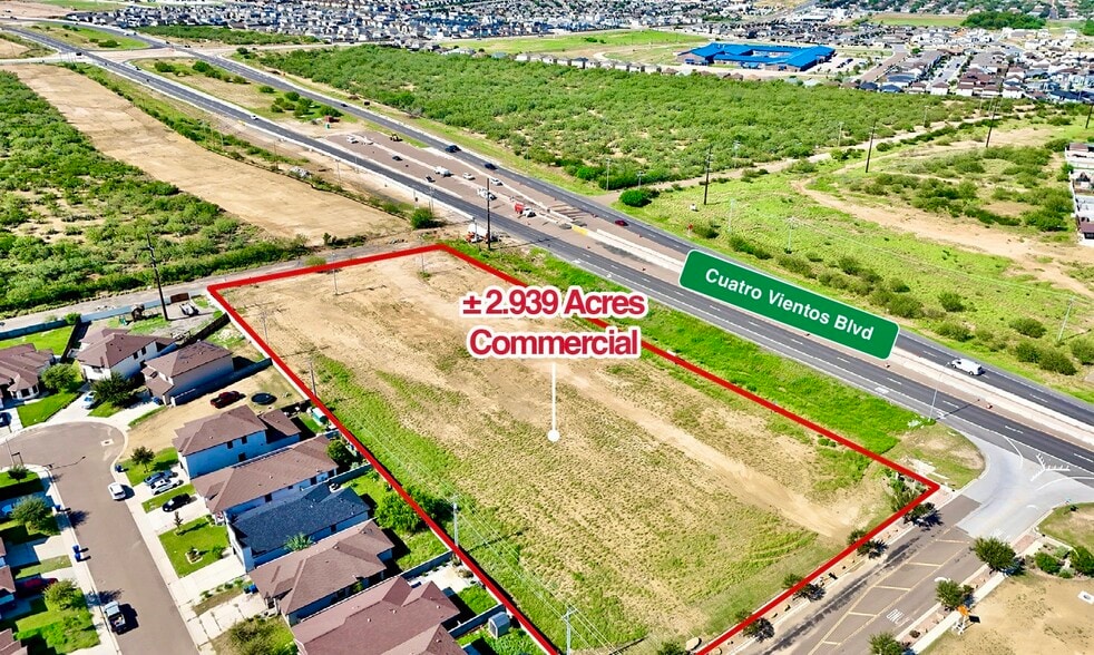 3301 Cuatro Vientos Blvd, Laredo, TX for sale - Aerial - Image 3 of 6