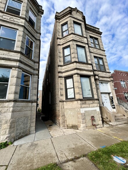 1264 S Saint Louis Ave, Chicago, IL for sale - Building Photo - Image 2 of 28