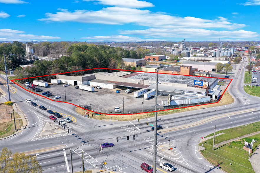 910 W Ridge Rd, Gainesville, GA for sale - Building Photo - Image 1 of 9