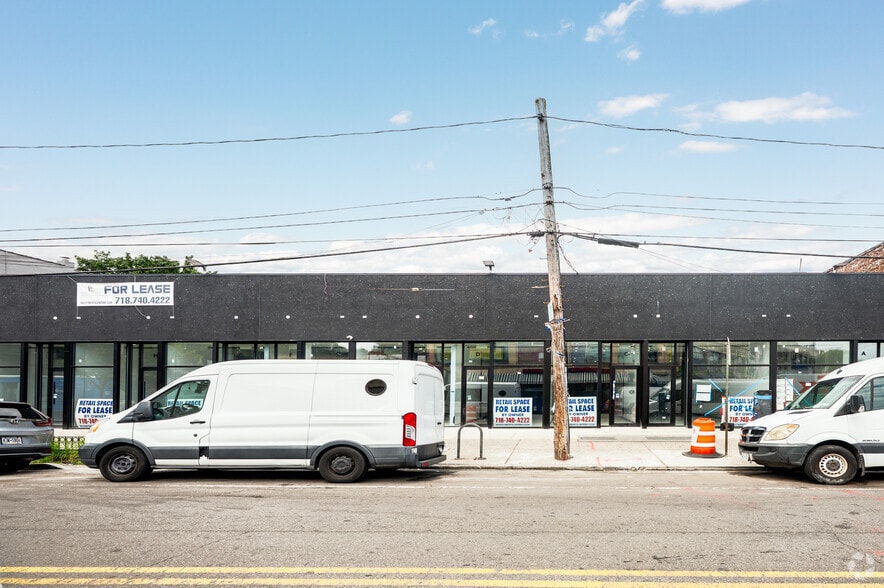 40-16 National St, Corona, NY for lease - Building Photo - Image 1 of 7