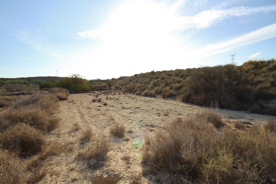 Land in Mutxamel, Alicante for sale - Building Photo - Image 2 of 10