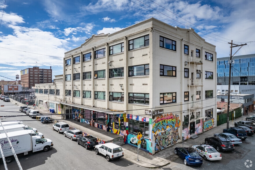 232 SE Oak St, Portland, OR for lease - Primary Photo - Image 1 of 9