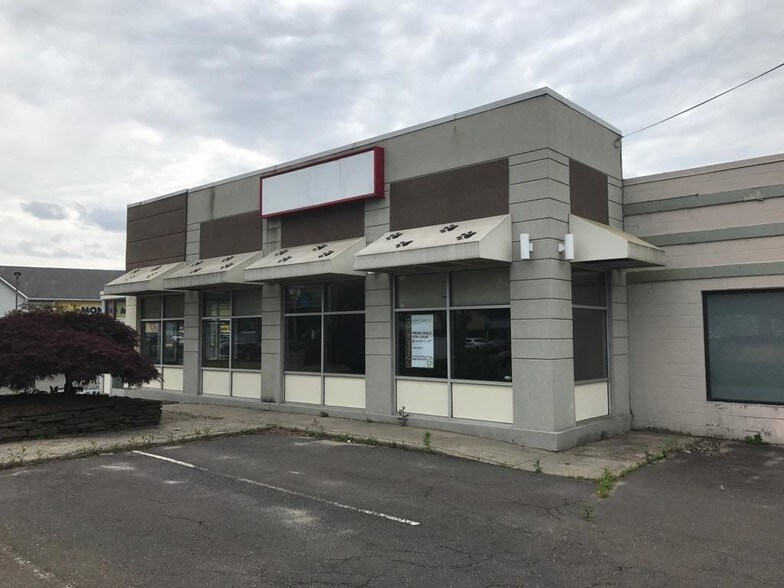 849-851 S Main St, Cheshire, CT for sale - Primary Photo - Image 1 of 1