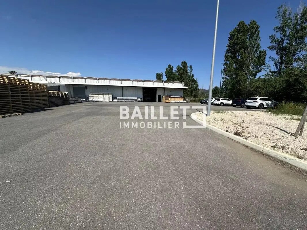 Industrial in Fréjus for lease Building Photo- Image 1 of 10