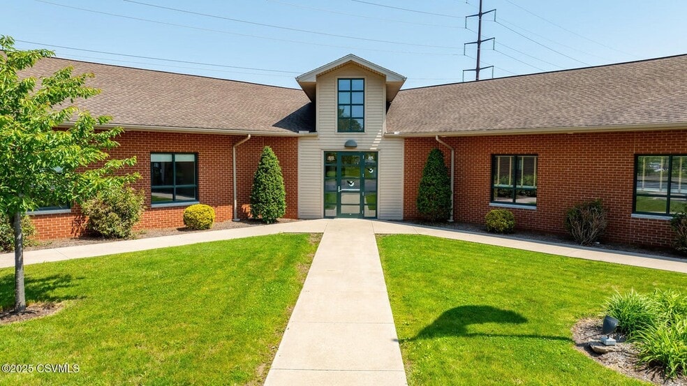 823 Central Rd, Bloomsburg, PA for lease - Building Photo - Image 2 of 3