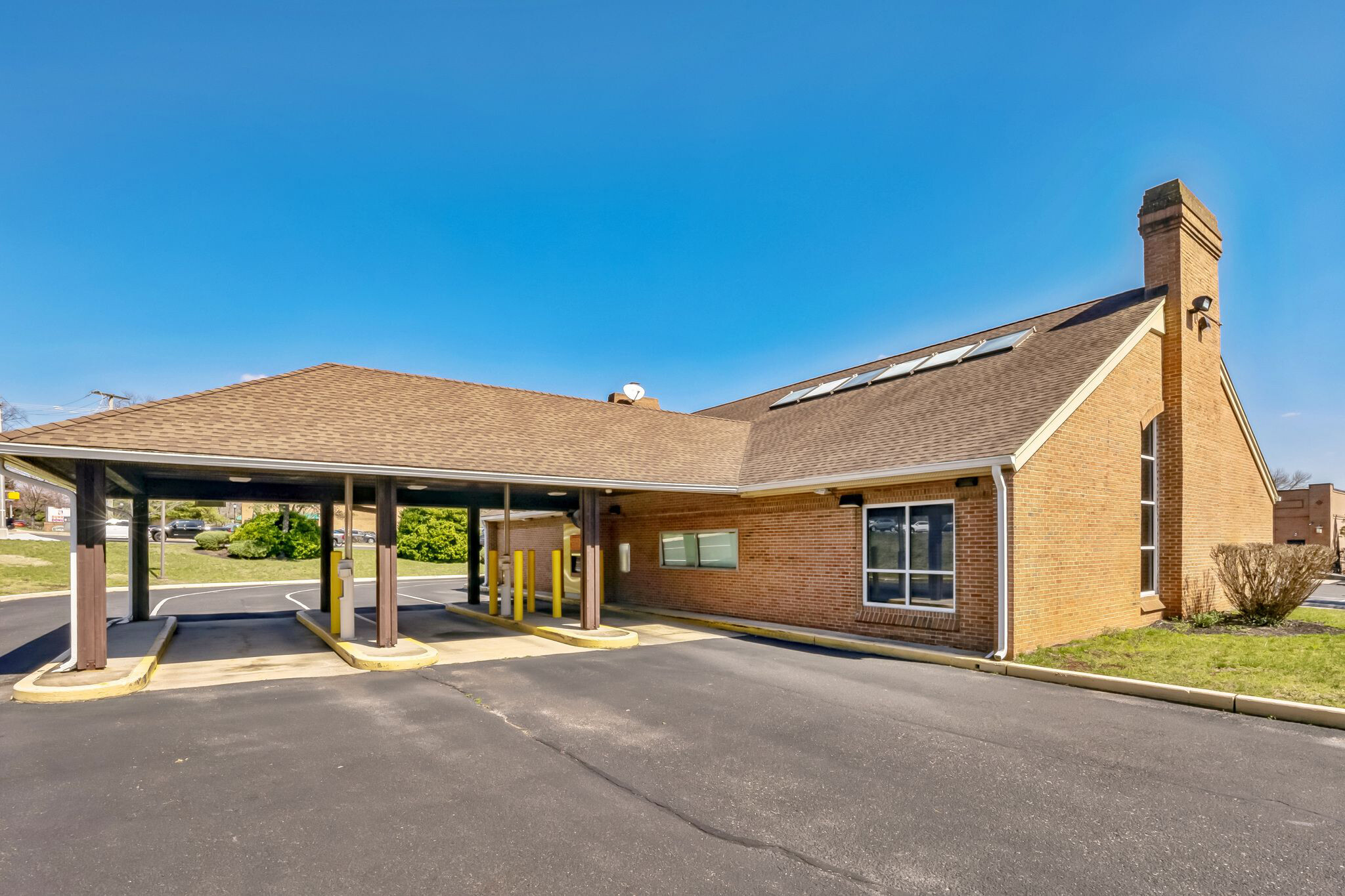 50 E Clementon Rd, Gibbsboro, NJ 08026 - 3,300 SF Vacant Bank Building ...