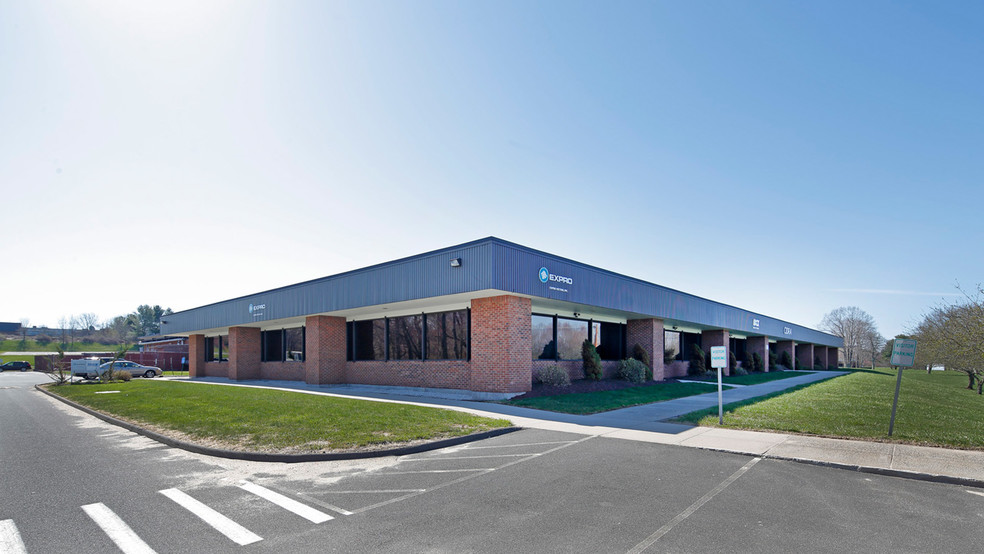 50 Barnes Industrial Park N, Wallingford, CT for lease - Building Photo - Image 3 of 6