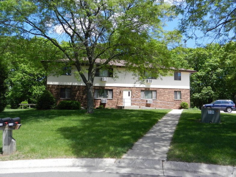 708 Mansfield Ct Hartland WI 53029 LoopNet 708 Mansfield Ct Hartland WI 53029 LoopNet