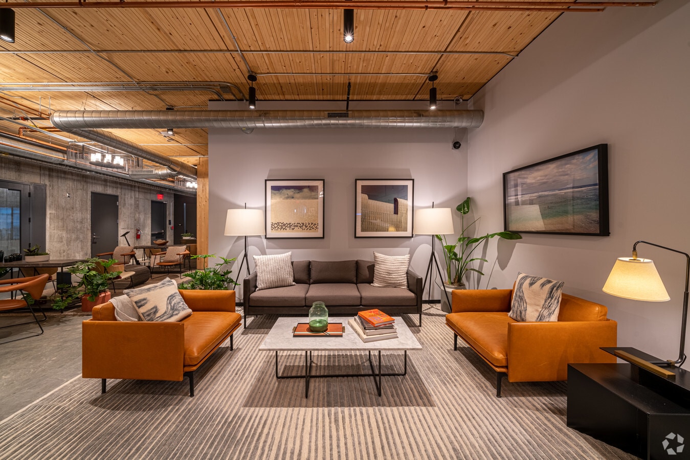 323 Washington Ave N, Minneapolis, MN 55401 - Industrious at North