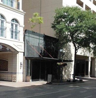 More details for 211 N Saint Marys St, San Antonio, TX - Retail for Sale