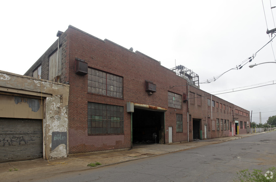 1930 S 6th St, Camden, NJ for sale - Primary Photo - Image 1 of 1