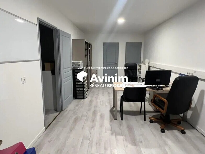 Flex in Tignieu-Jameyzieu for lease - Building Photo - Image 1 of 17