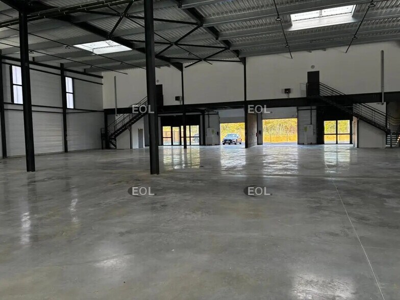 Flex in Villebon-sur-Yvette for lease - Building Photo - Image 3 of 8