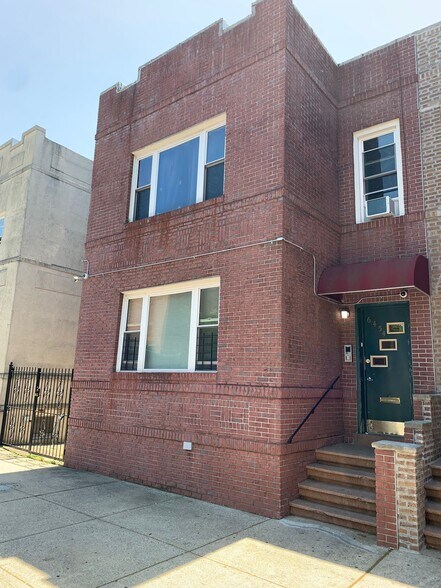 64-54 Madison St, Ridgewood, NY for sale - Building Photo - Image 1 of 1