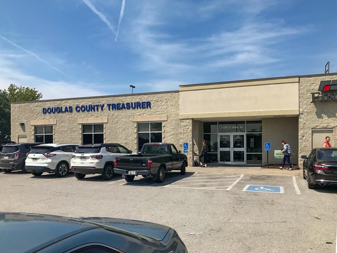 5738 S 144th St, Omaha, NE for sale Building Photo- Image 1 of 1