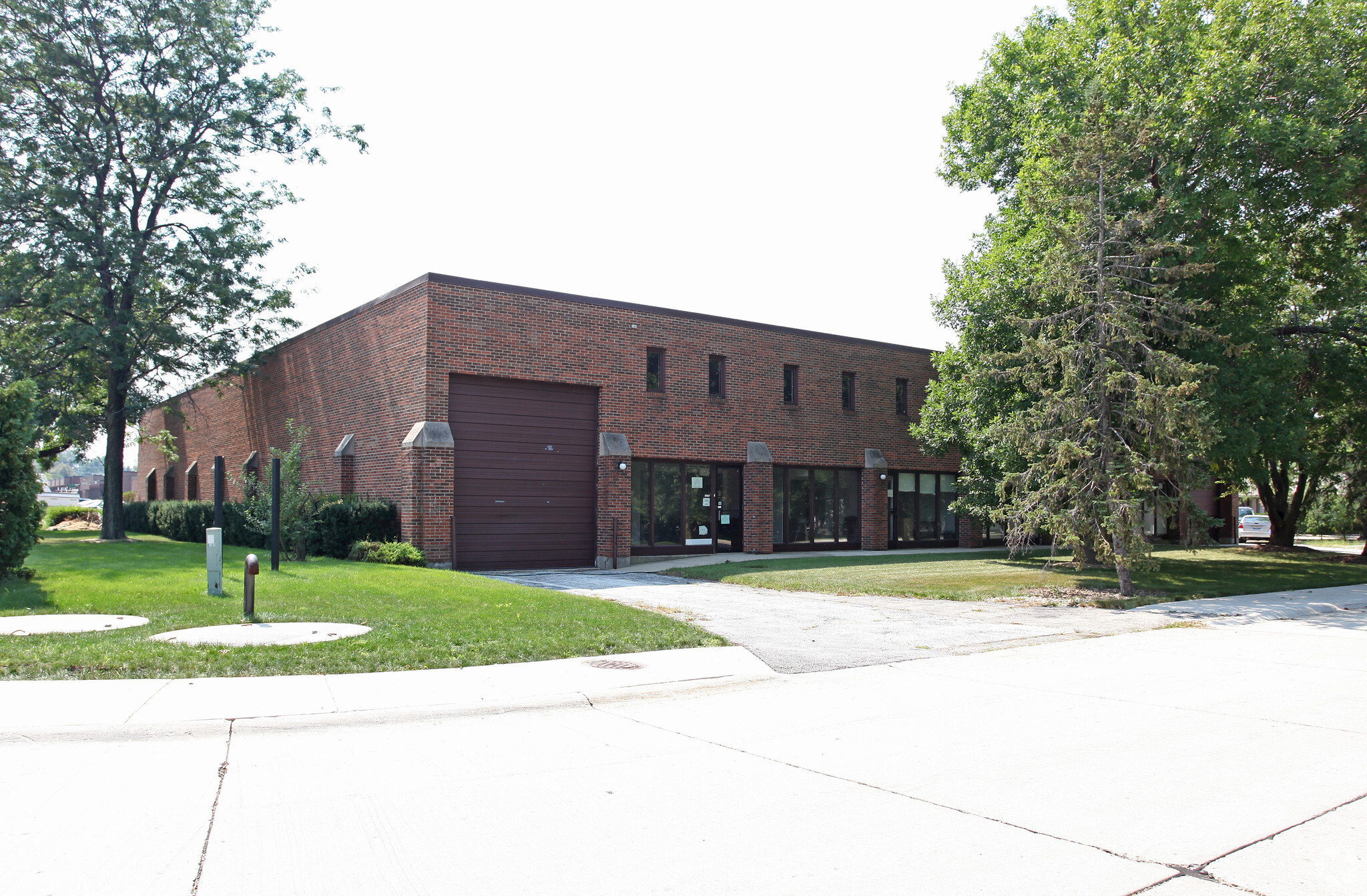 2905-2909 MacArthur Blvd, Northbrook, IL for lease Primary Photo- Image 1 of 6