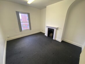 24-27 St Catherines Rd, Grantham for lease Interior Photo- Image 1 of 4