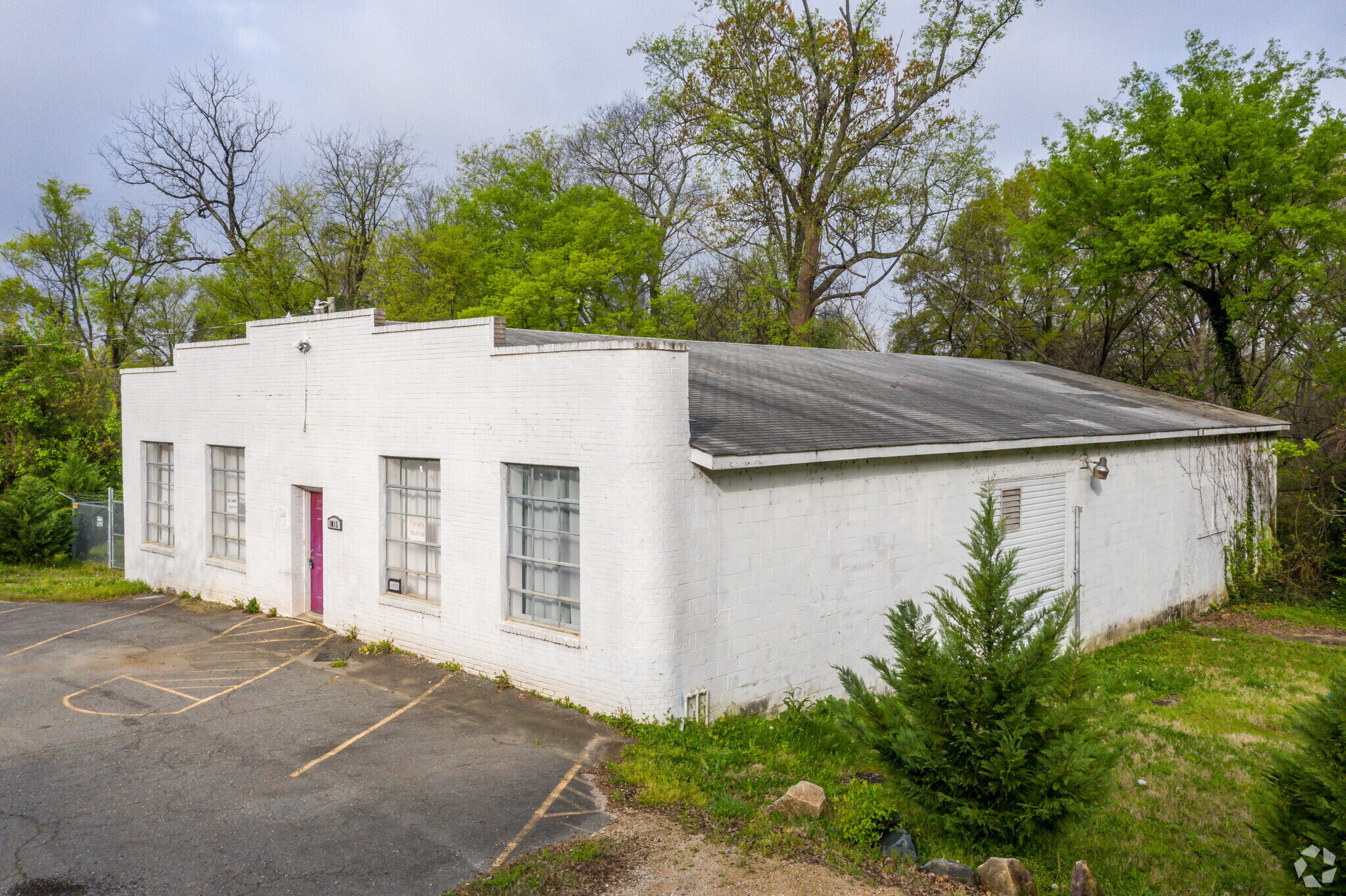 1015-1021 Seigle Ave, Charlotte, NC for sale Building Photo- Image 1 of 1