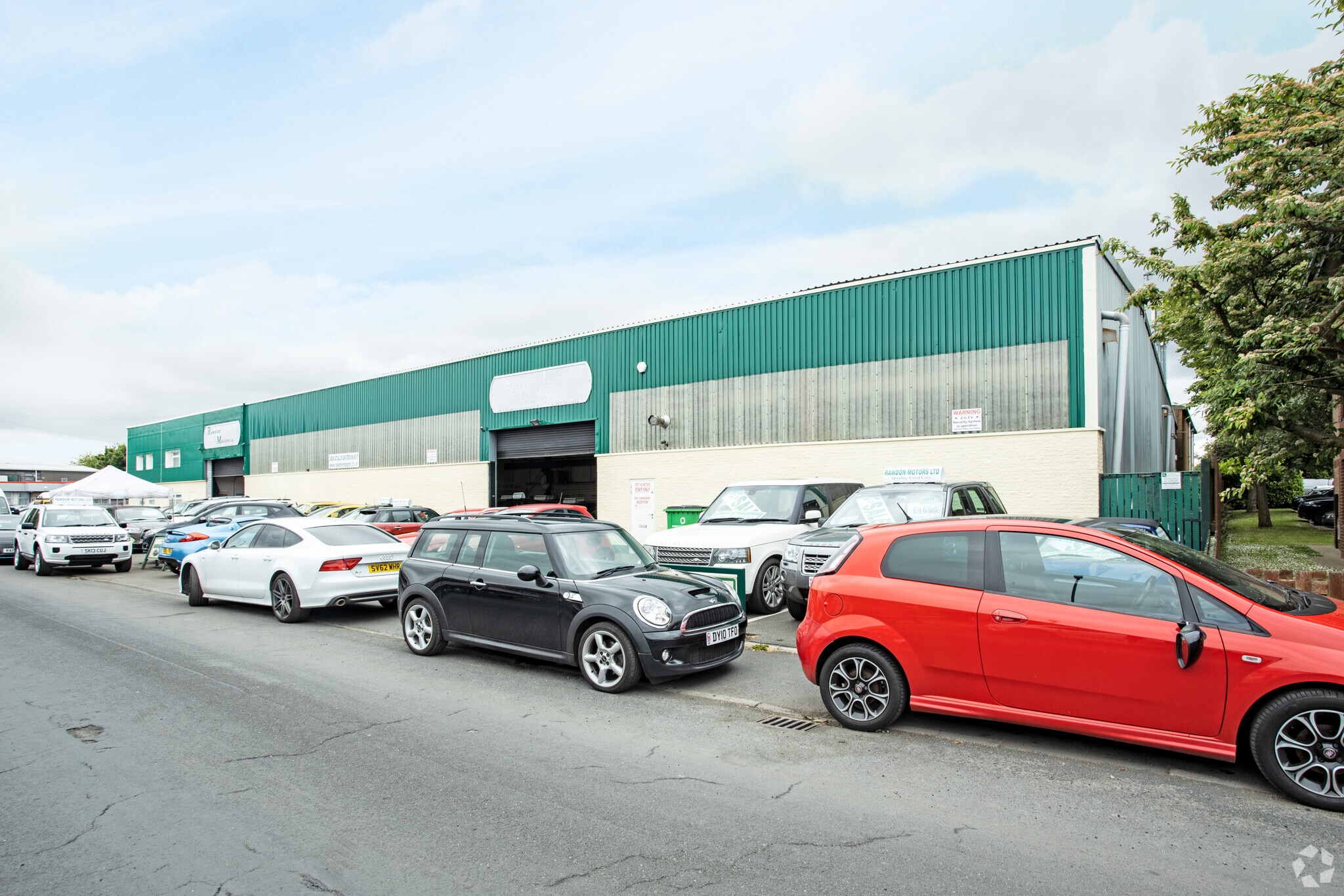 Moorfield Rd, Yeadon for sale Primary Photo- Image 1 of 1