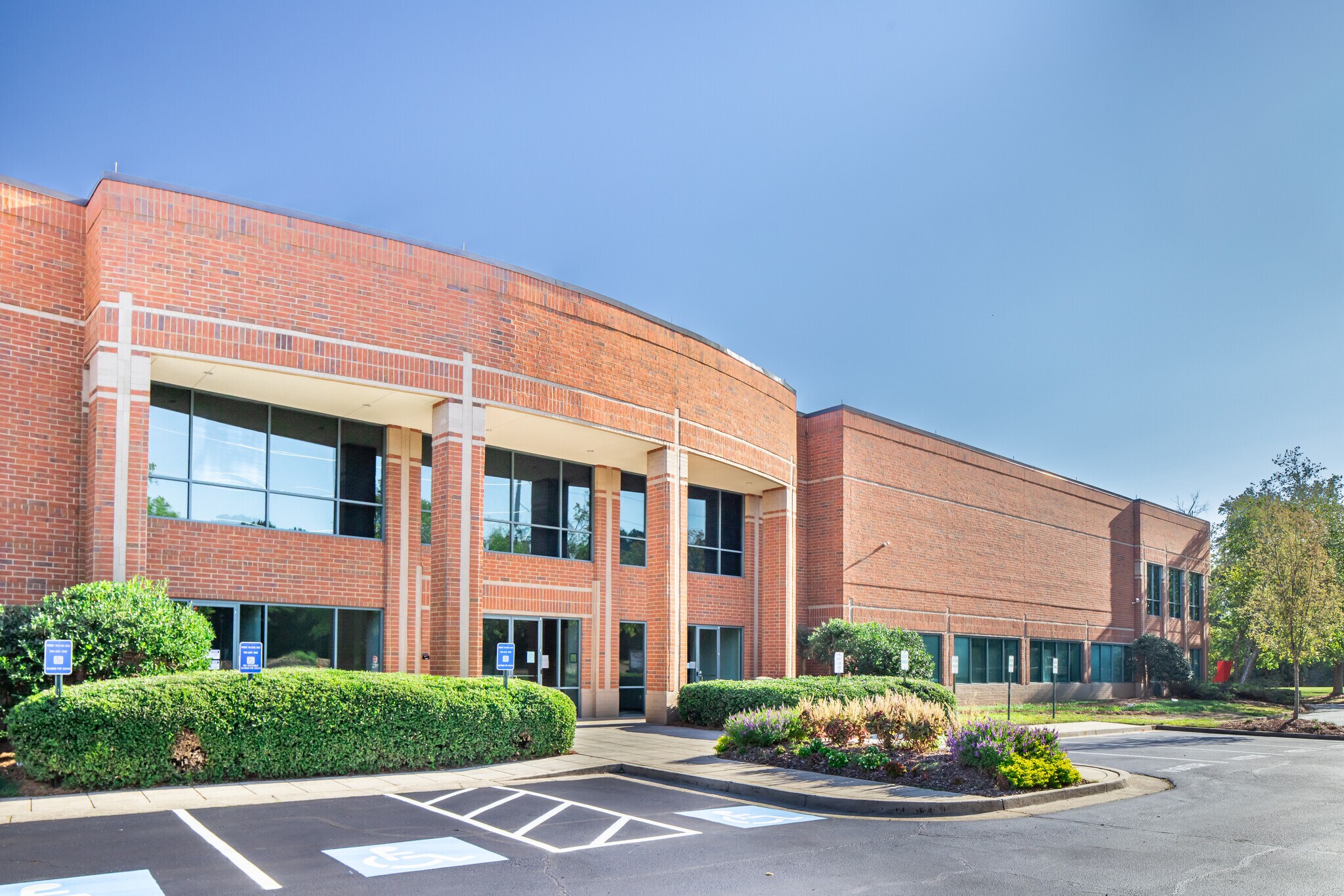 5905 Ronald Reagan Blvd, Alpharetta, GA for sale Building Photo- Image 1 of 1