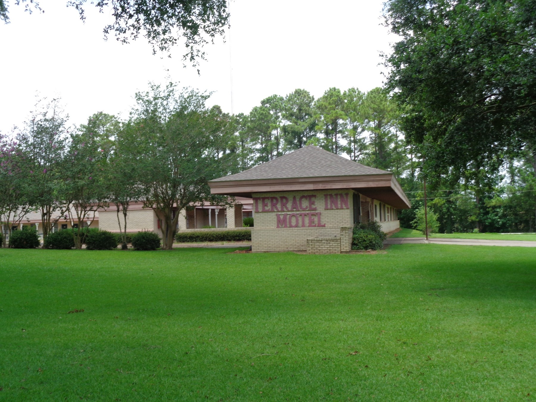 915 W Tunica Dr, Marksville, LA for sale Building Photo- Image 1 of 1