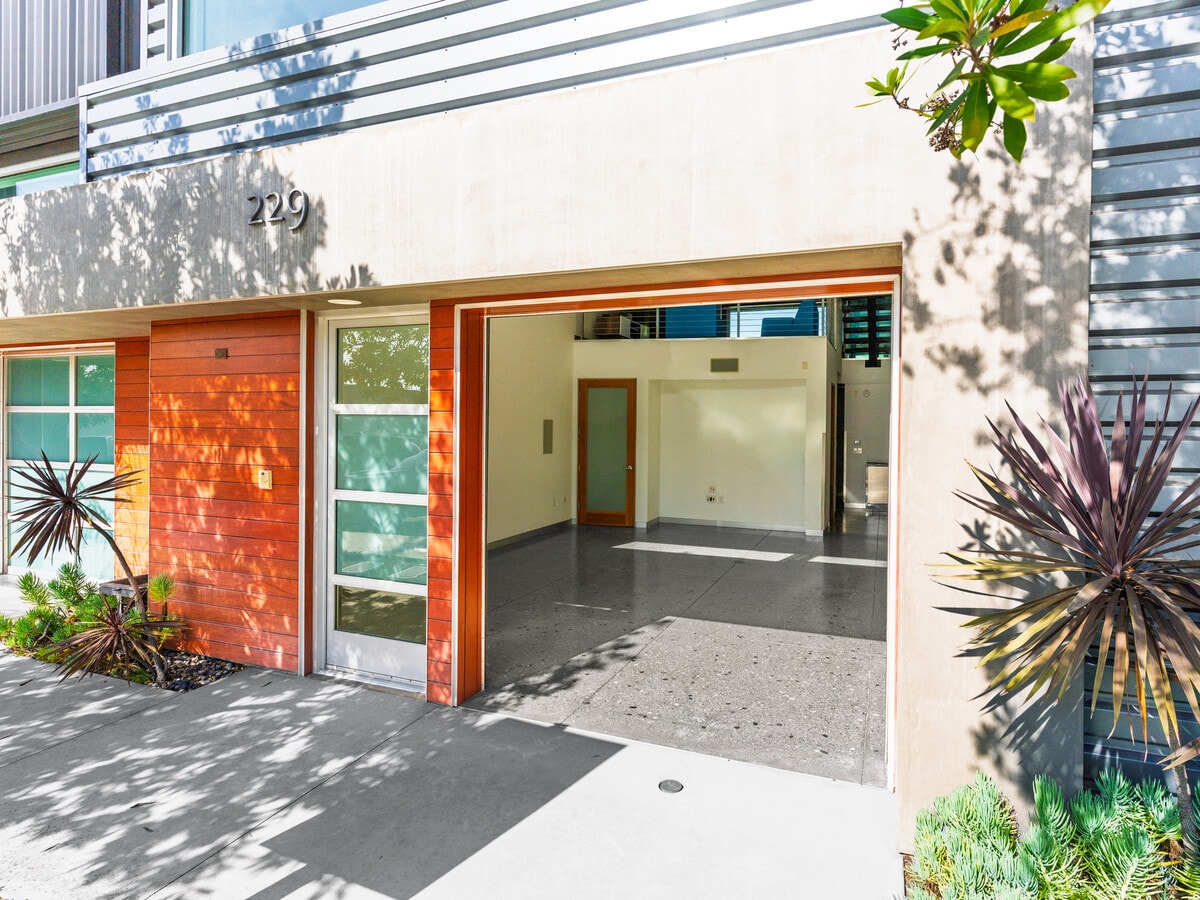 215-237 California St, El Segundo, CA 90245 - Unit 229 -  - Interior Photo - Image 1 of 27