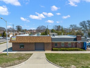 25530 Little Mack Ave, Saint Clair Shores, MI for lease Interior Photo- Image 1 of 1