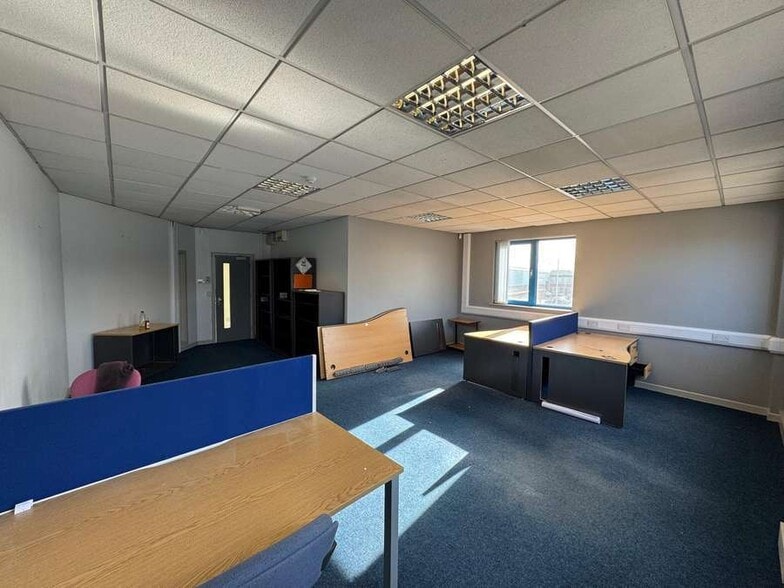 80 Dargan Rd, Belfast for lease - Building Photo - Image 3 of 4