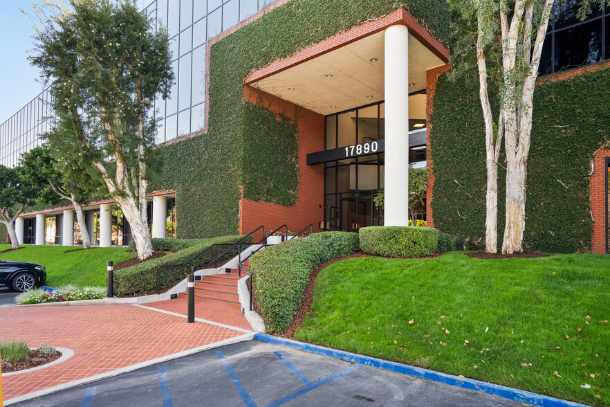 17890 Castleton St, City Of Industry, CA for lease - Building Photo - Image 1 of 6