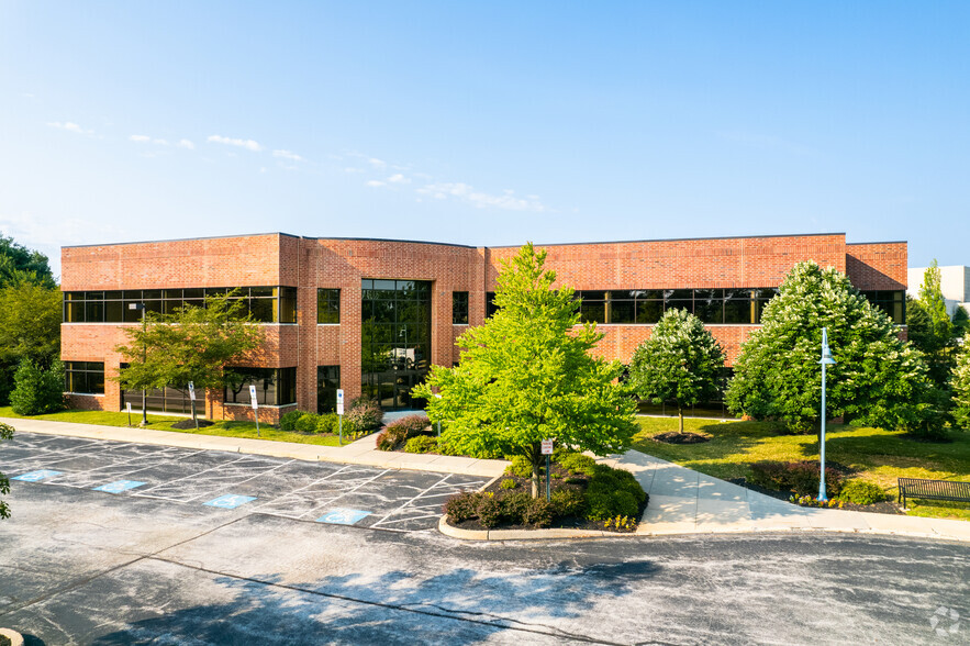 367 Eagleview Blvd, Exton, PA for sale - Building Photo - Image 1 of 1