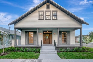 2111 W Cleveland St - Loft