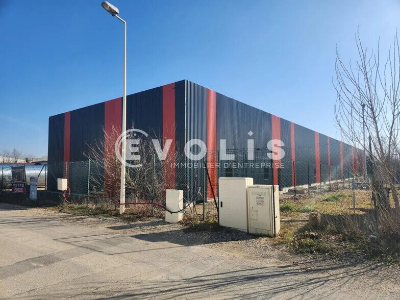 Flex in Charvieu-Chavagneux for sale - Building Photo - Image 1 of 26