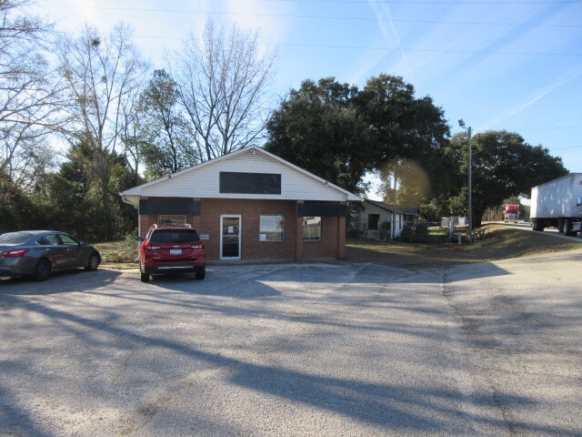 1785 Peach Orchard Rd, Sumter, SC for sale - Building Photo - Image 1 of 5