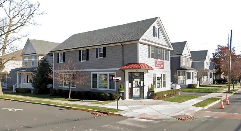 Red Bank Westside Portfolio - 1.14 Acres portfolio of 6 properties for sale on LoopNet.com - Building Photo - Image 3 of 9