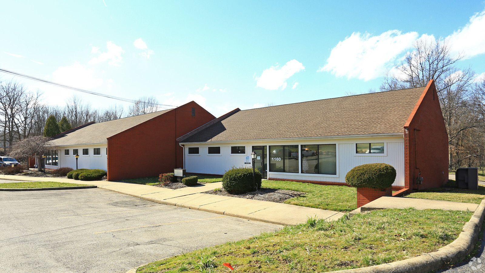 1150-1160 Niles Cortland Rd, Niles, Oh 44446 