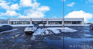 More details for 4880-4890 Northfield Rd, North Randall, OH - Retail for Lease