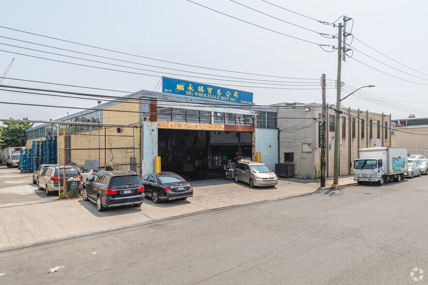 5671 49th Pl, Maspeth, NY for sale - Primary Photo - Image 1 of 1