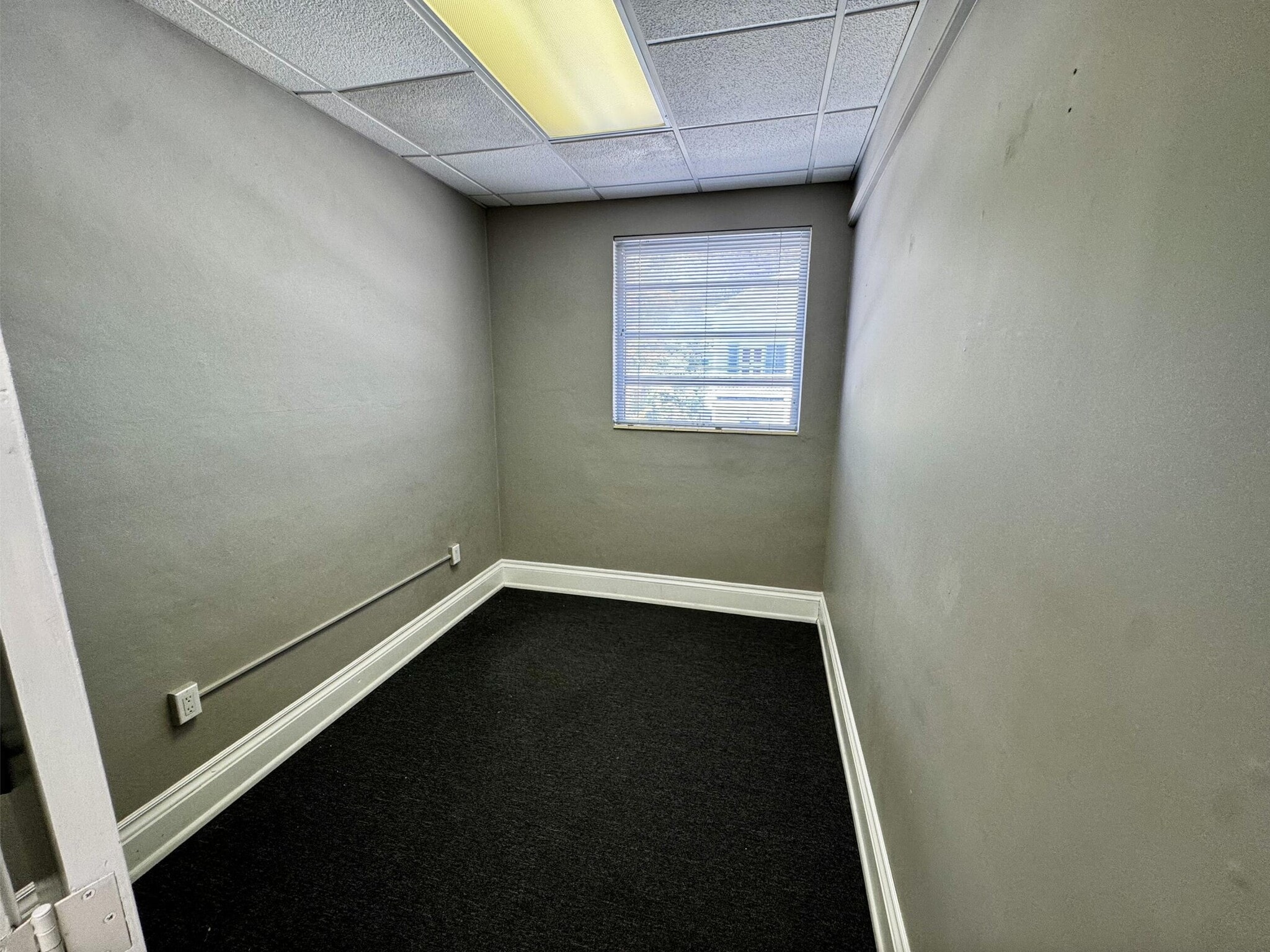 524 Eaton St, Key West, FL for lease Interior Photo- Image 1 of 1
