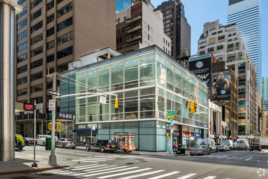 715 Lexington Ave, New York, NY for sale - Building Photo - Image 1 of 1