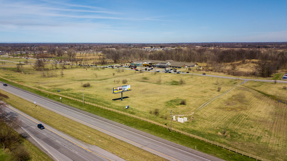 Coffee Crk, Chesterton, IN for sale - Building Photo - Image 3 of 35