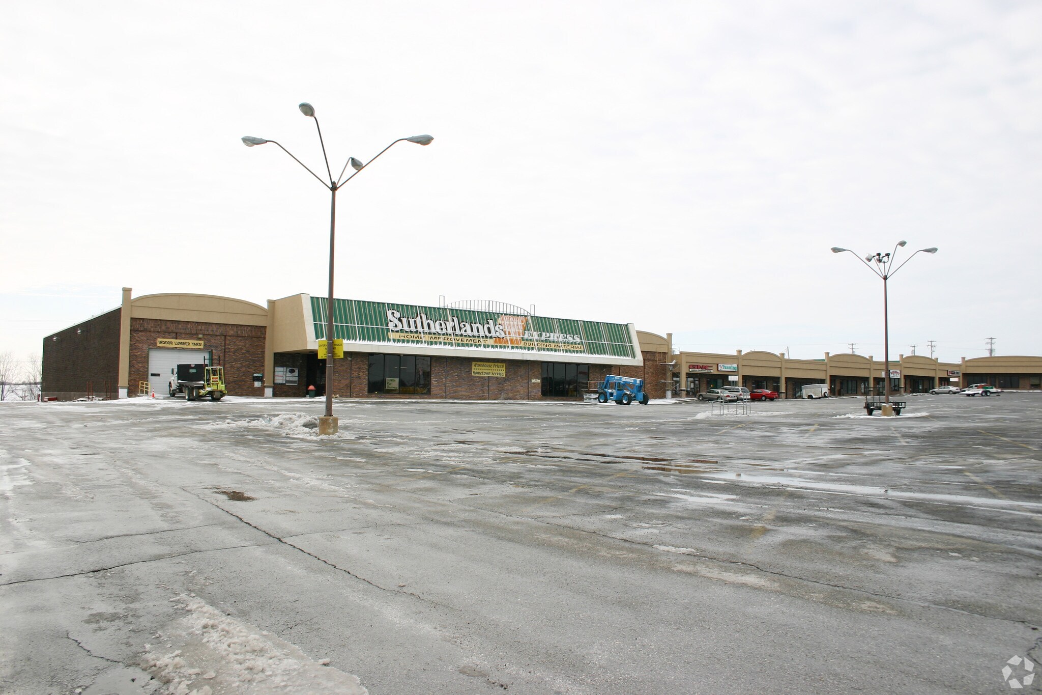 611 N 21st St, Ozark, MO for sale Primary Photo- Image 1 of 1