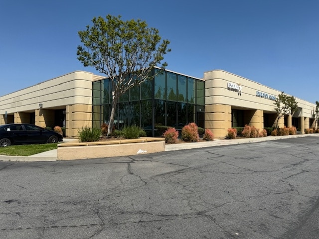 9269 Utica Ave, Rancho Cucamonga, CA for lease - Building Photo - Image 2 of 8