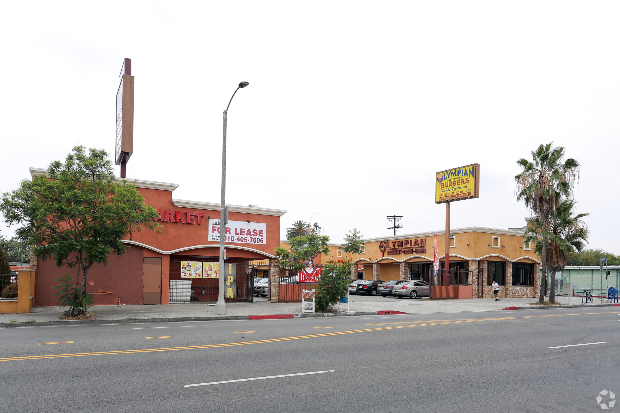 2701 S Vermont Ave, Los Angeles, CA for lease Primary Photo- Image 1 of 8