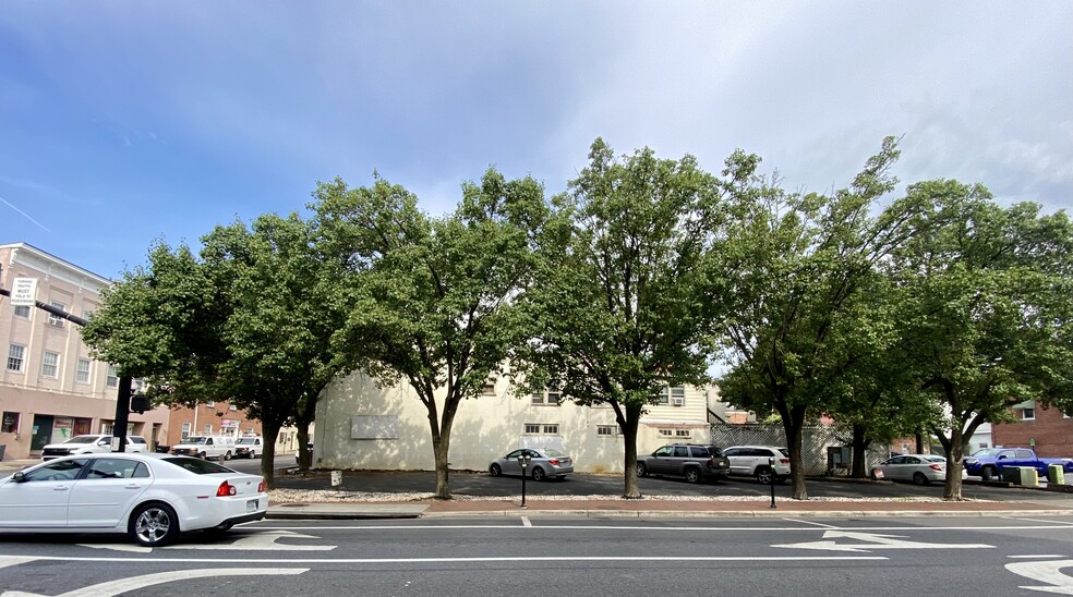 1 N Braddock St, Winchester, VA for sale - Building Photo - Image 3 of 7