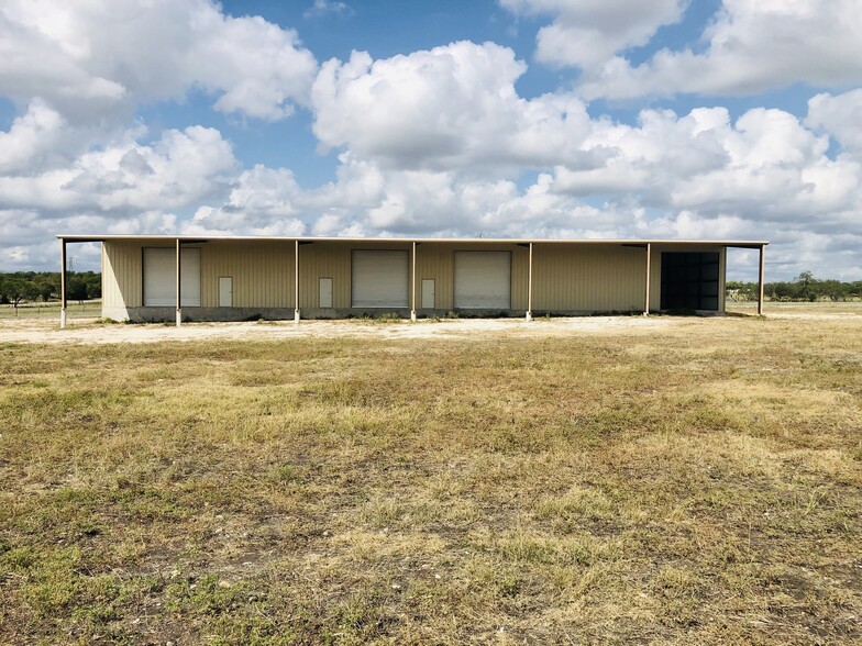 7049 Fm 1044, Marion, TX for lease - Building Photo - Image 3 of 6