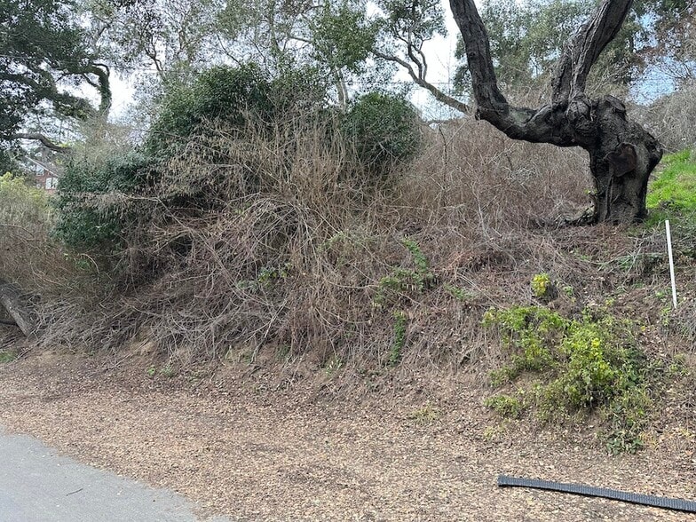 000 Encino Drive, Aptos, CA for sale - Building Photo - Image 2 of 8