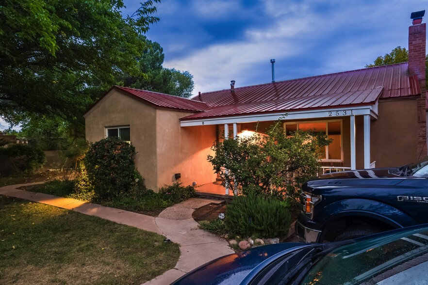 2531 Candelaria Rd NW, Albuquerque, NM for sale - Building Photo - Image 1 of 29