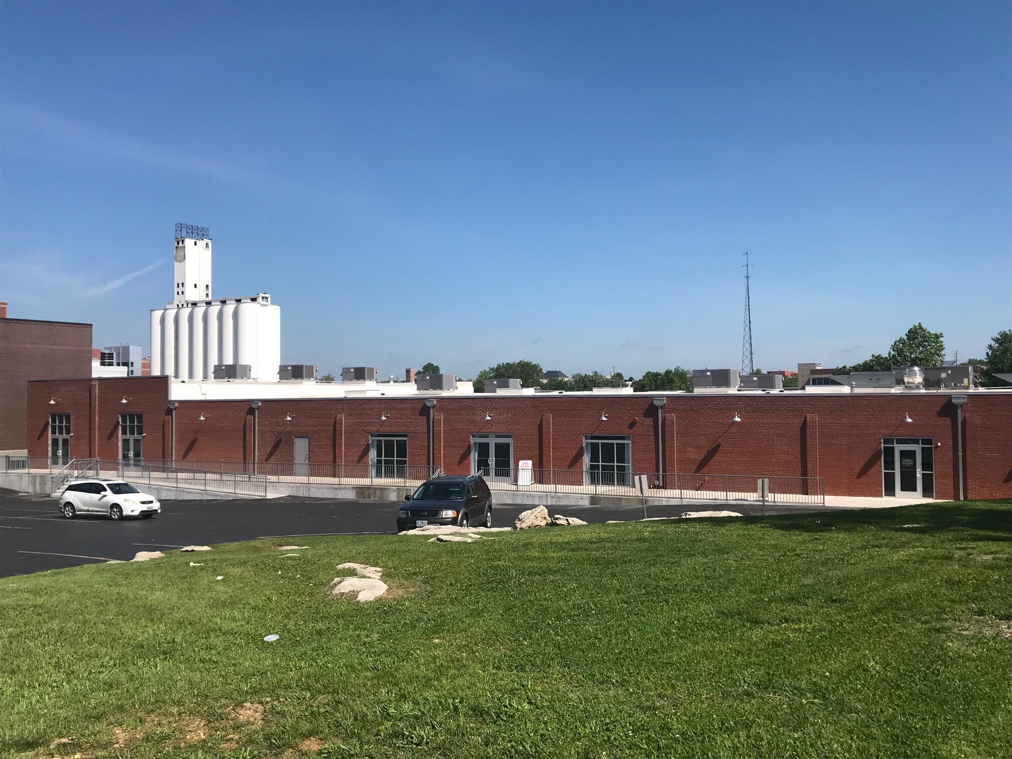 505 E Trafficway St, Springfield, MO for sale Building Photo- Image 1 of 1