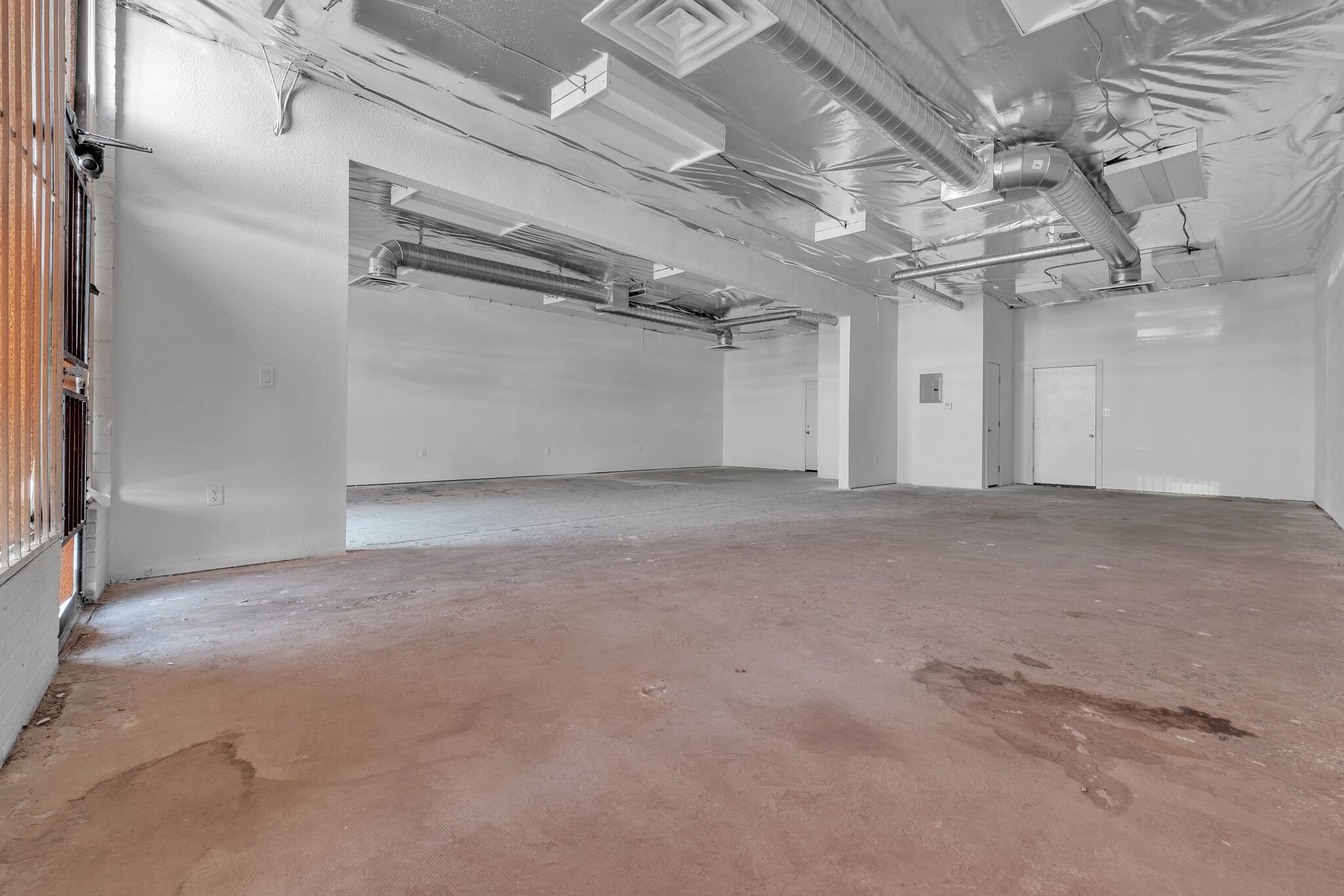 1200-1210 Stewart Ave, Las Vegas, NV for lease Interior Photo- Image 1 of 4