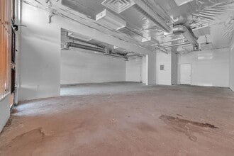 1200-1210 Stewart Ave, Las Vegas, NV for lease Interior Photo- Image 1 of 4